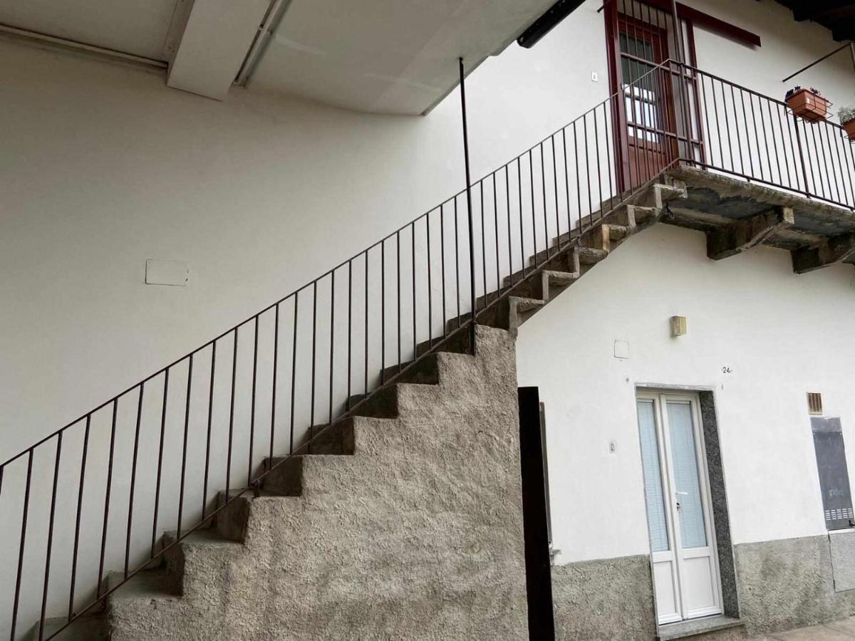 Casa Vacanza Amelia Bosisio Parini Extérieur photo
